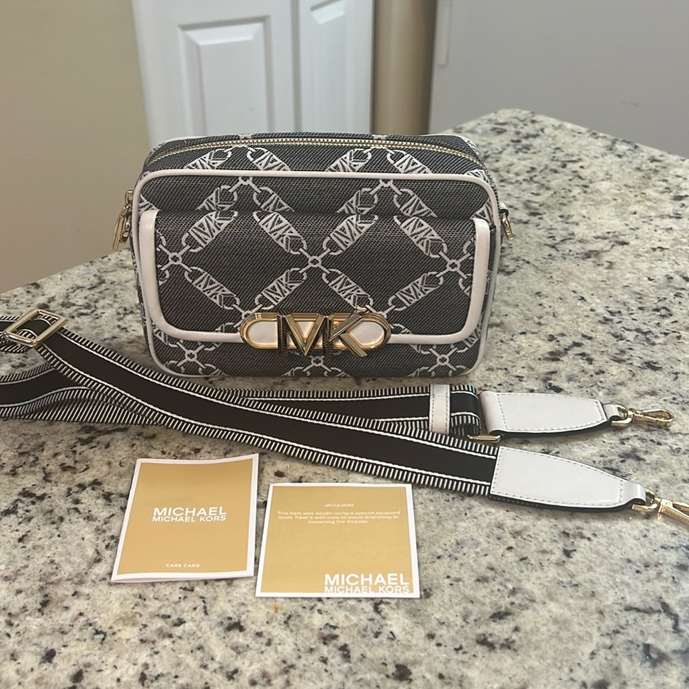 Michael Kors small crossbody